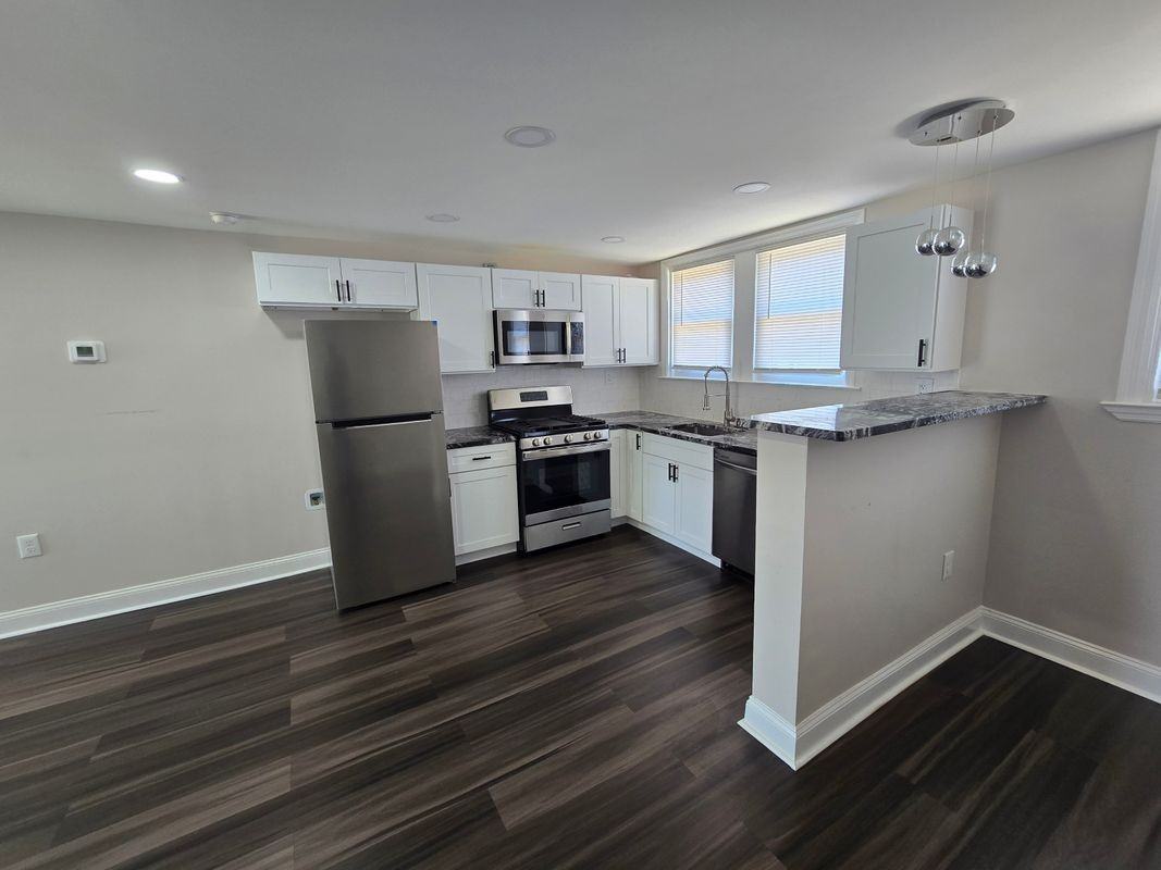 2066 Larue St - Photo 2 of 4