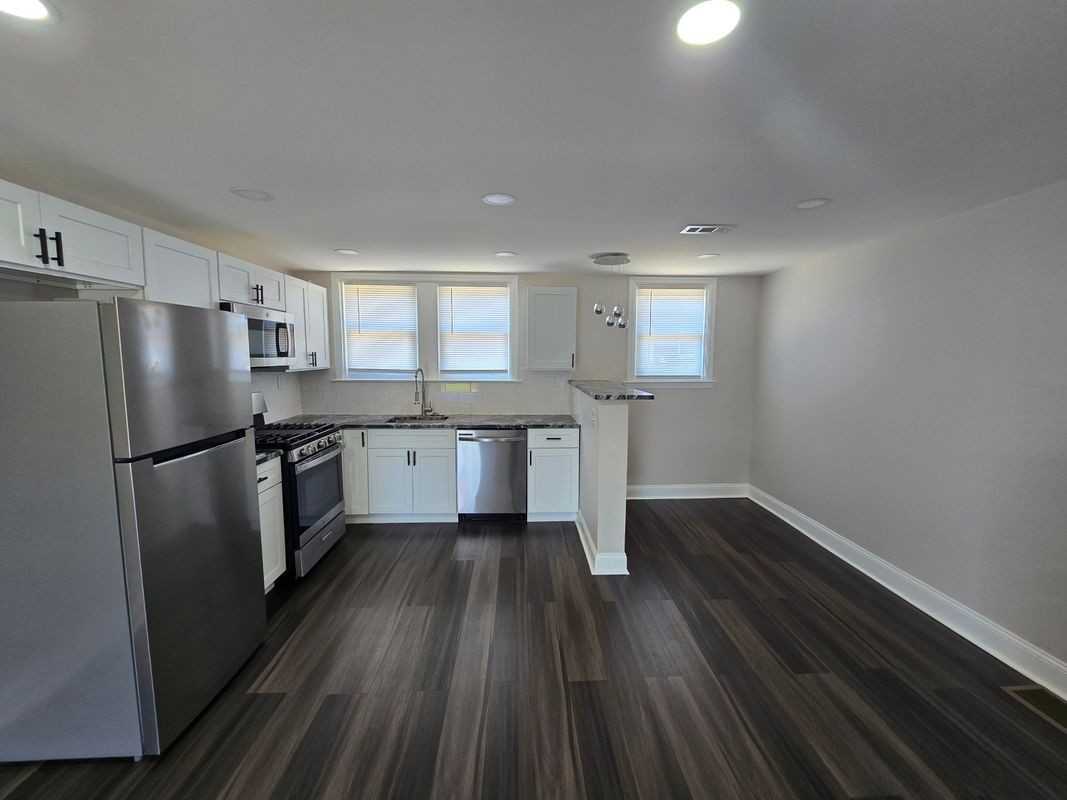 2066 Larue St - Photo 3 of 4