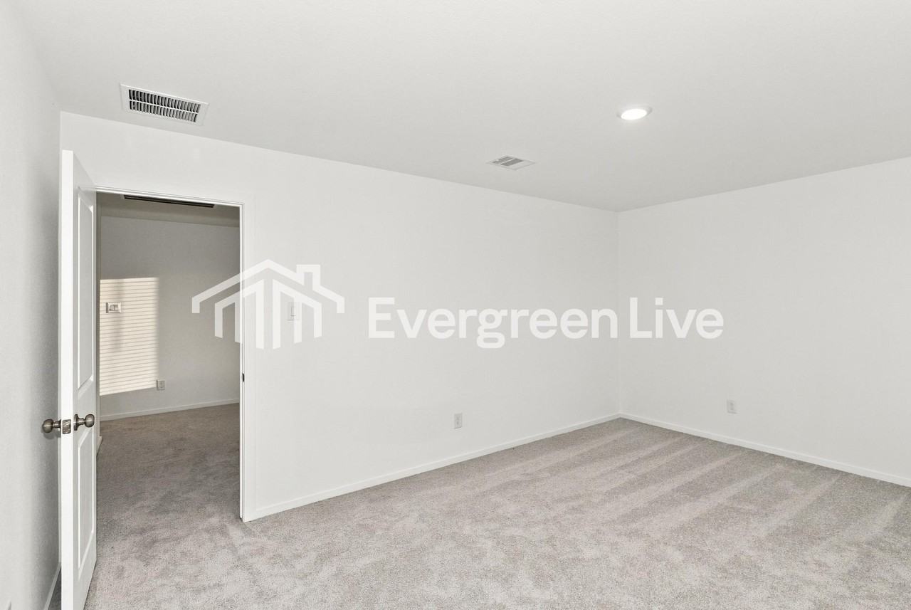 4906 Valencia Frst - Photo 6 of 15