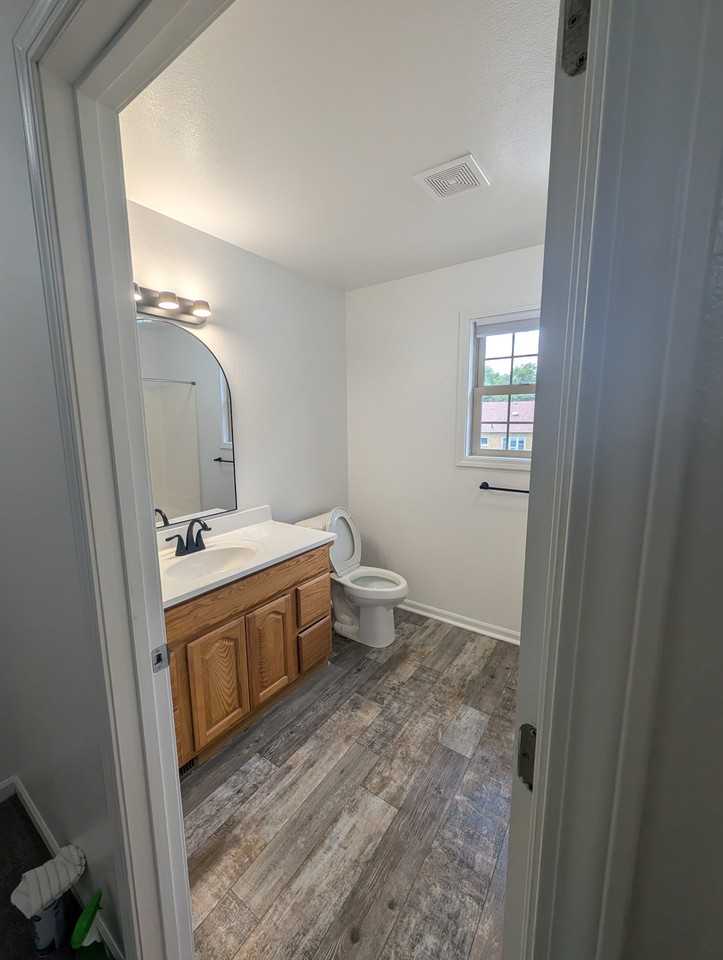 539 Thomas St #539THAS - Photo 5 of 9