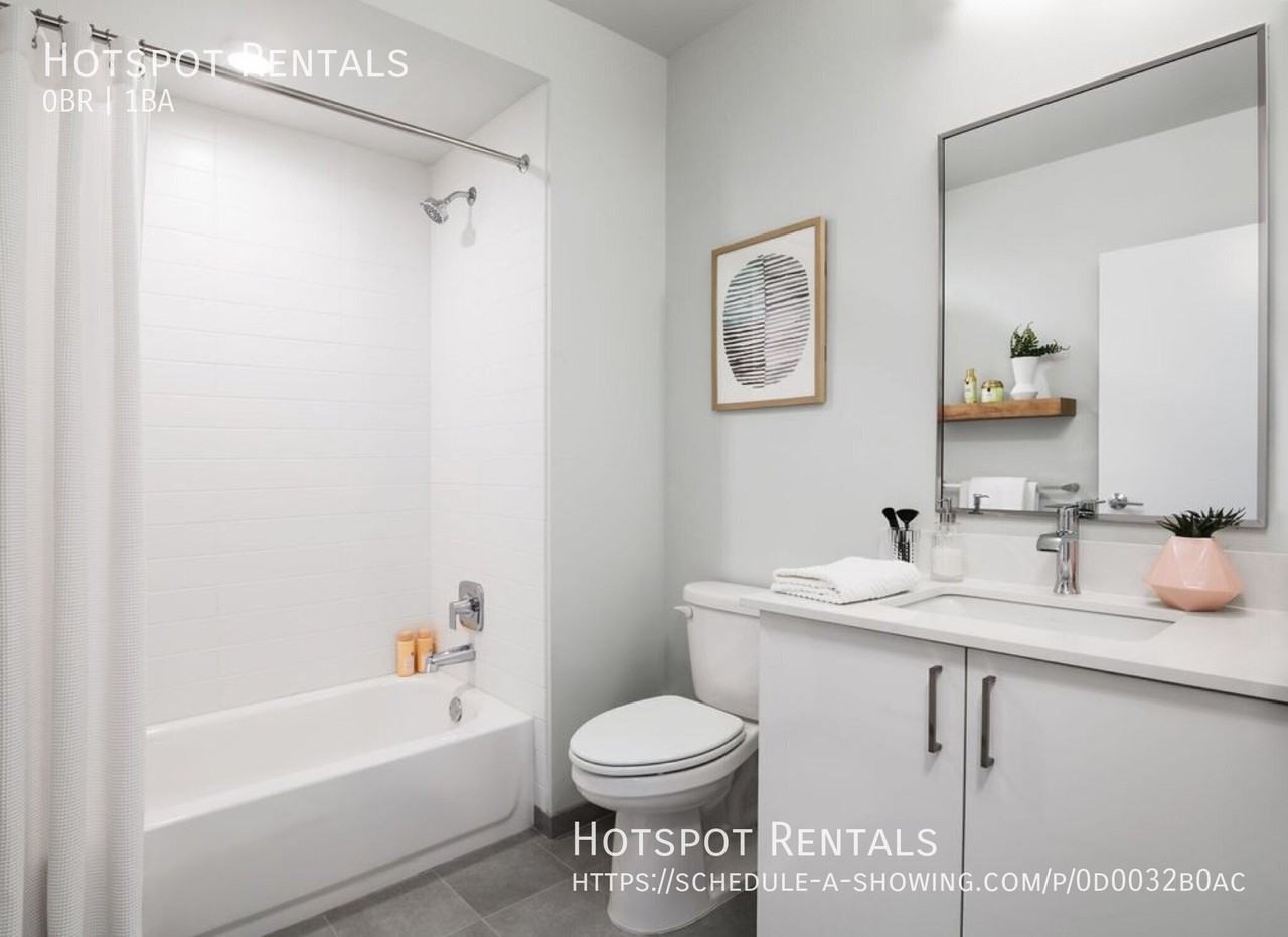 2000 W Diversey Ave #2988-201 - Photo 6 of 9