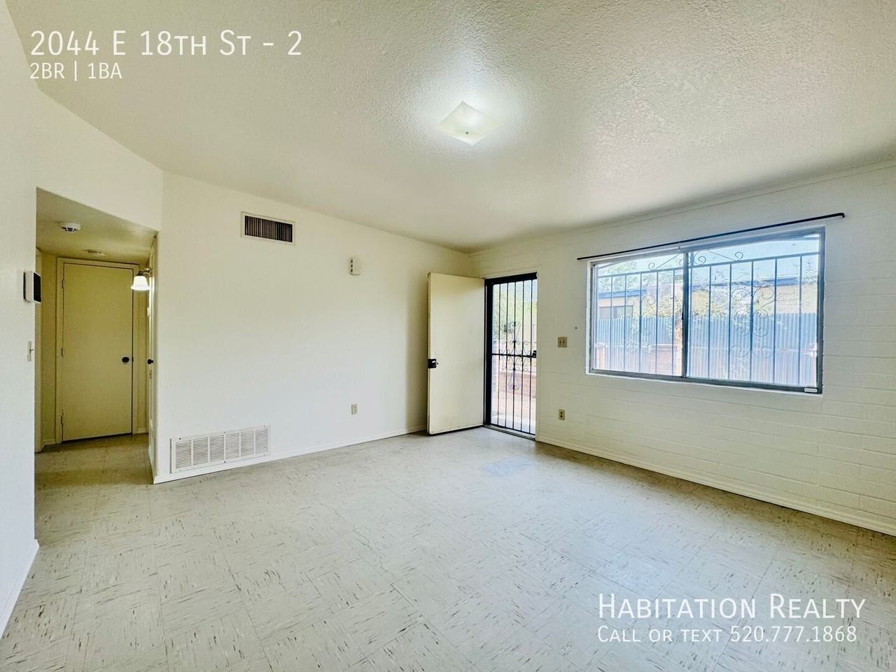 2044 E 18th St #2 - Photo 5 of 13