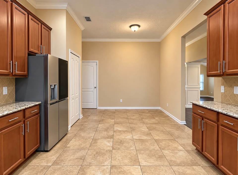 4559 Plantation Oaks Blvd - Photo 6 of 21