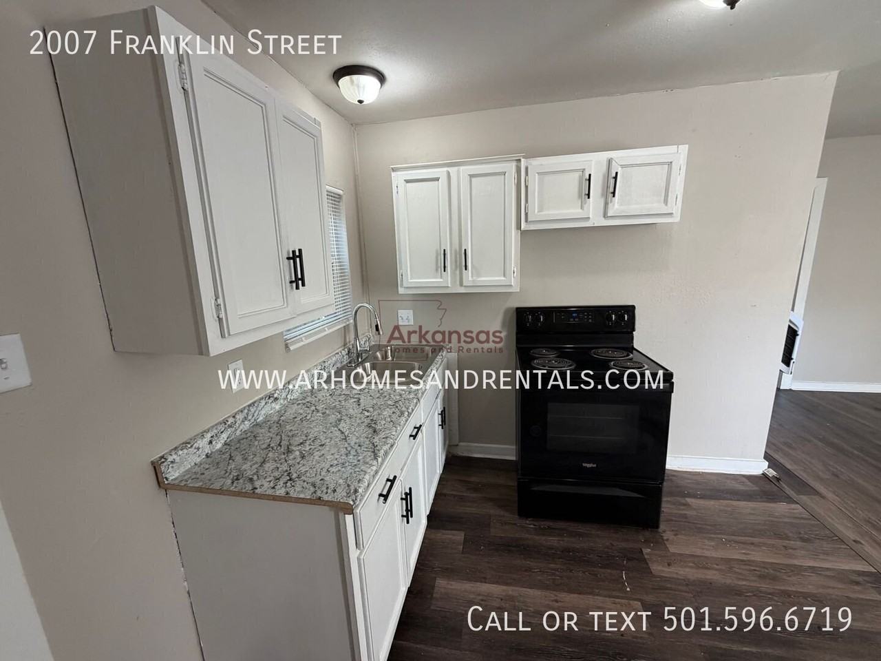 2007 Franklin St - Photo 4 of 9