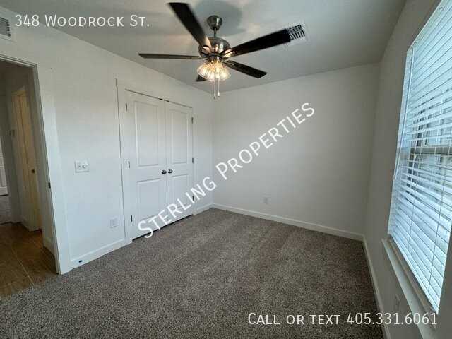 348 Woodrock St - Photo 3 of 17