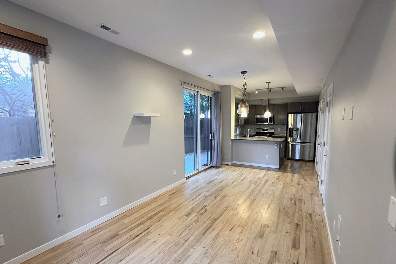 2144 Glenarm Pl - Photo 2 of 16