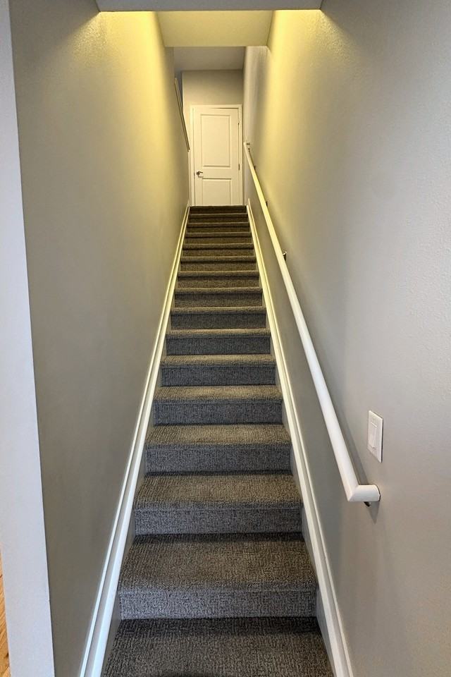 2144 Glenarm Pl - Photo 4 of 16