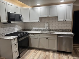 featured image of 174 1/2 Hermosa St