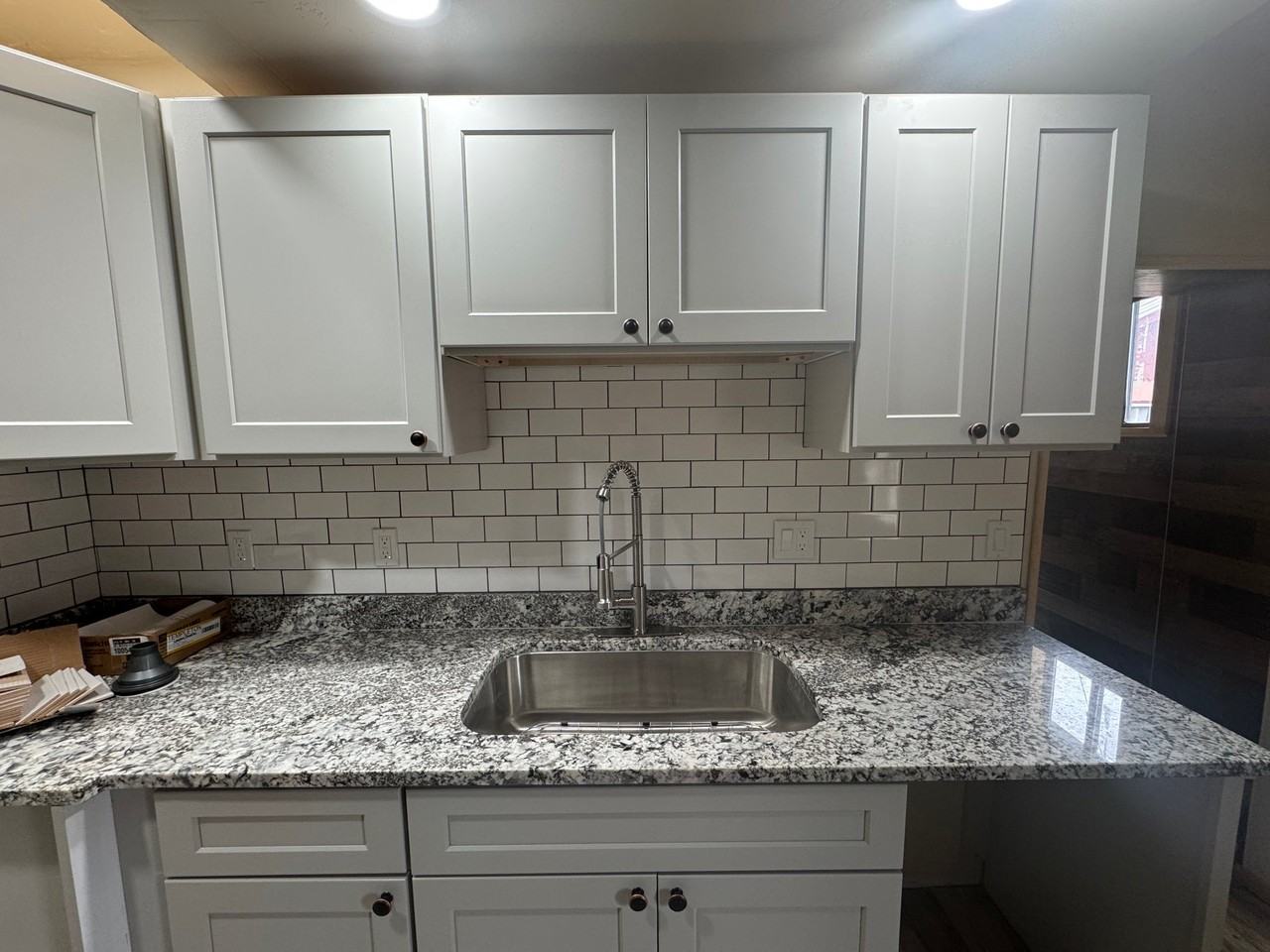 174 1/2 Hermosa St - Photo 7 of 26