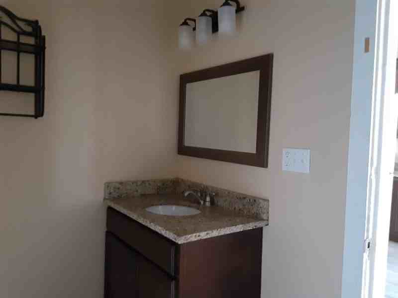 1814 Mccullough Ave #3 - Photo 5 of 8