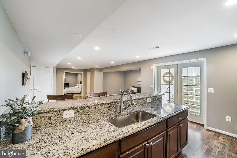 3 Chandler Ct #BS