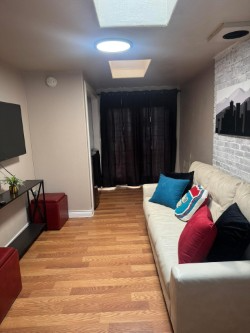 3651 N Steele St - Photo 5 of 15