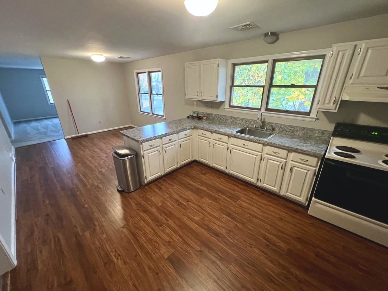 74 Maynard St #76 - Photo 6 of 9