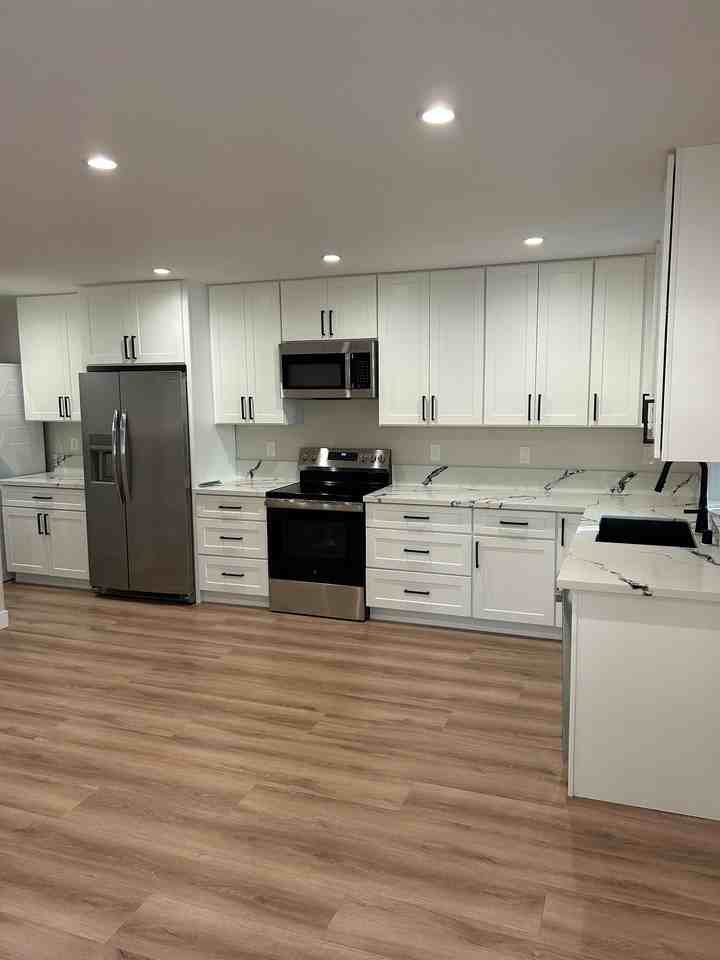 7113 Pine View Dr #1-2 - Photo 2 of 8