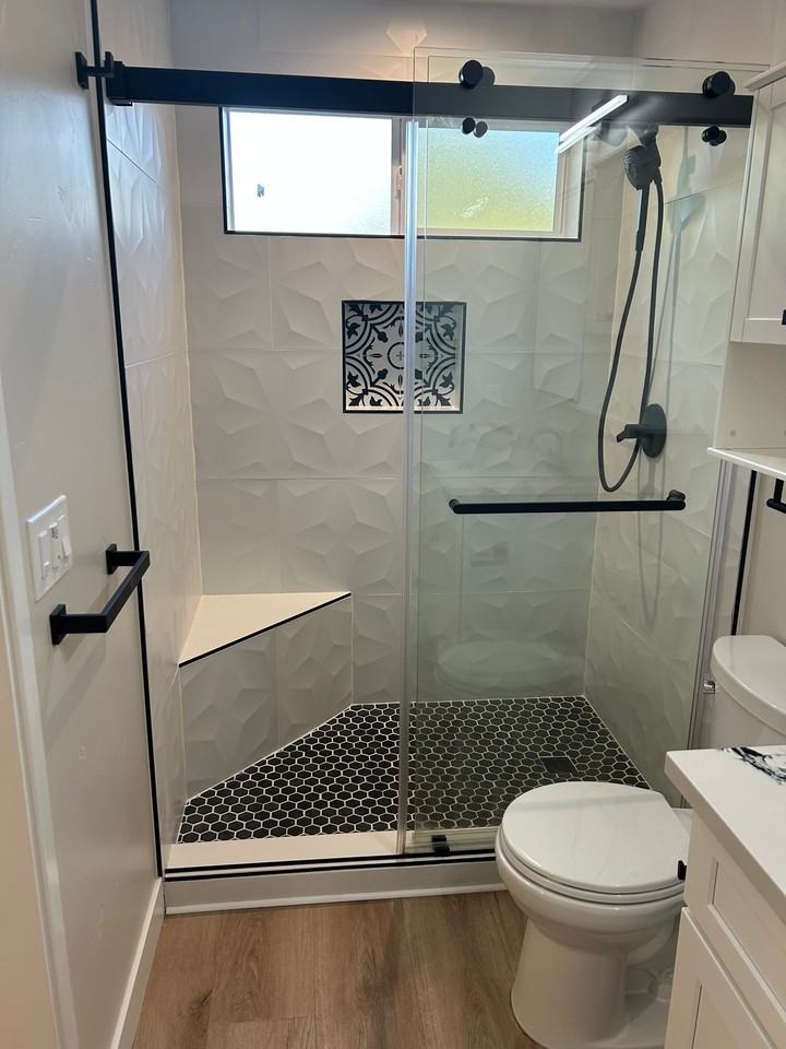 7113 Pine View Dr #1-2 - Photo 5 of 8
