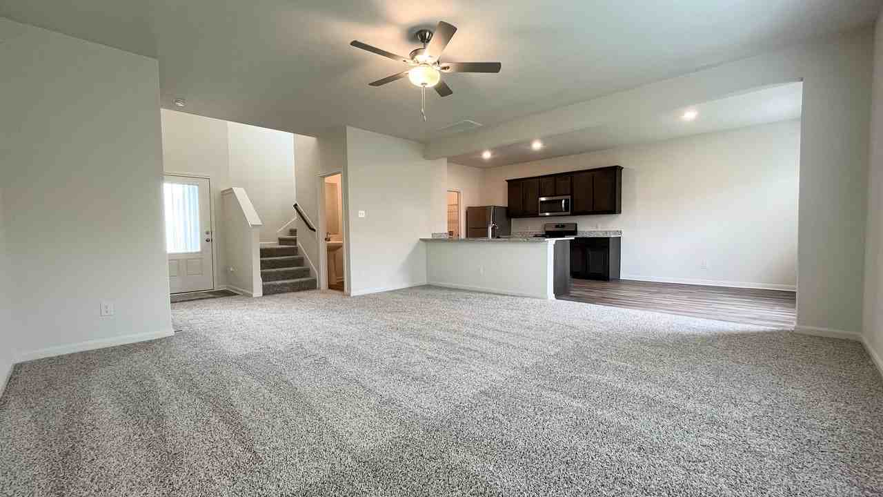 10916 Copper Hills Ln - Photo 2 of 14