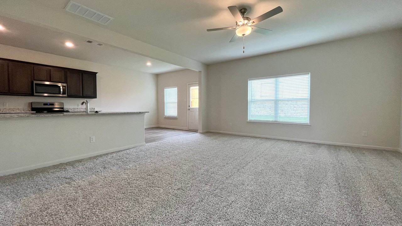 10916 Copper Hills Ln - Photo 3 of 14