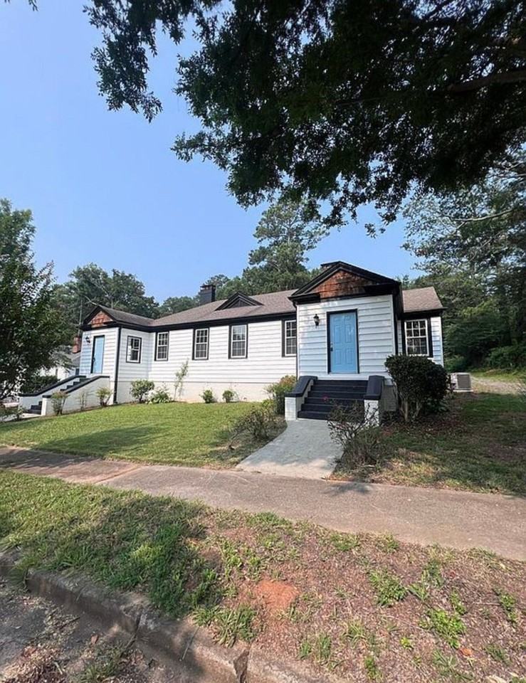 5134 Newark Ave #B - Photo 3 of 5