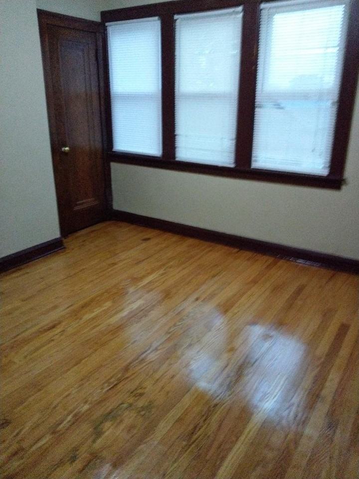 10624 S Edbrooke Ave #2 - Photo 6 of 10