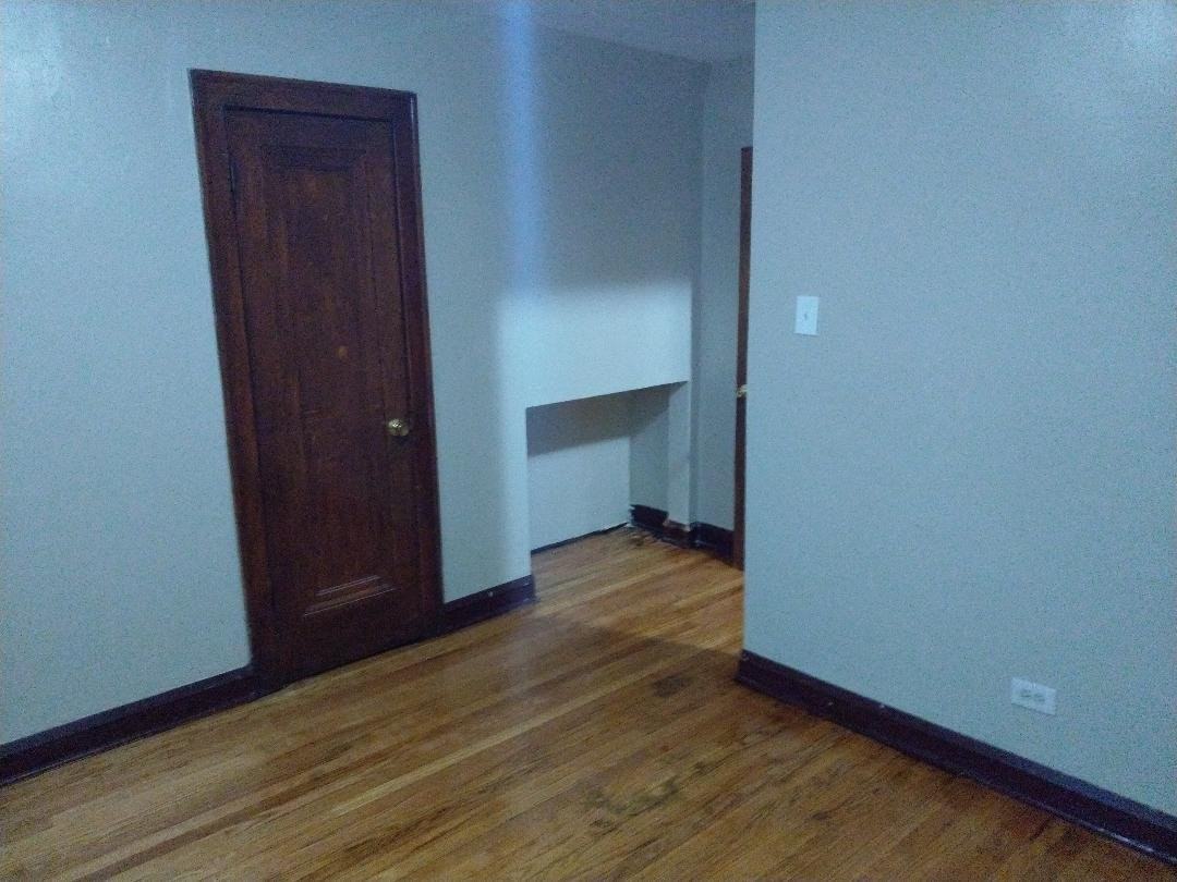 10624 S Edbrooke Ave #2 - Photo 7 of 10