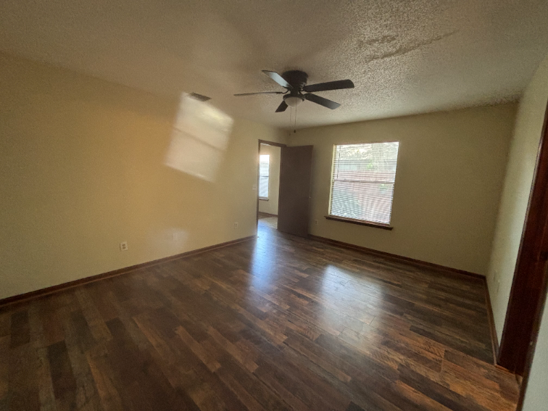 3830 Windridge Ct - Photo 7 of 18