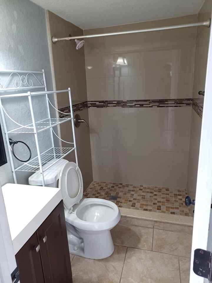 3901 W Flora St - Photo 6 of 15
