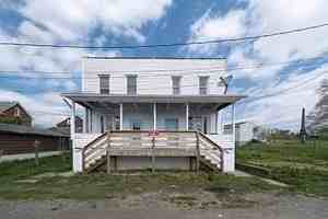 featured image of 809 Vermont Way #809