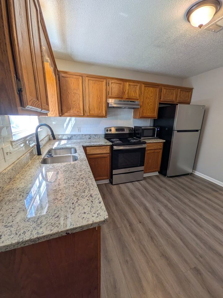 1 Lilac St #4 - Photo 2 of 10