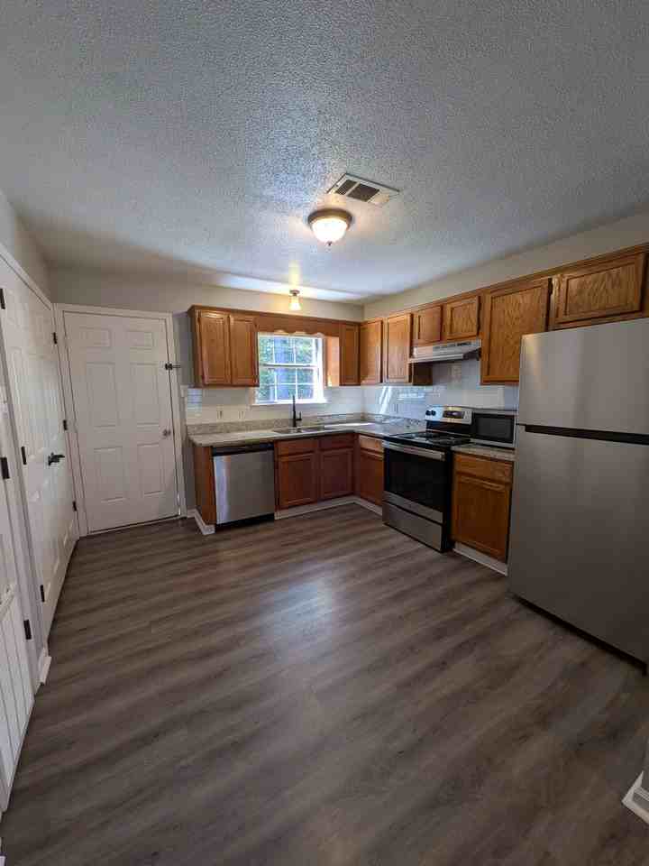 1 Lilac St #4 - Photo 3 of 10