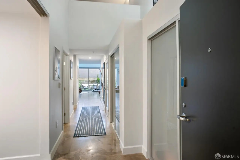 2412 Harrison St #114 - Photo 5 of 27