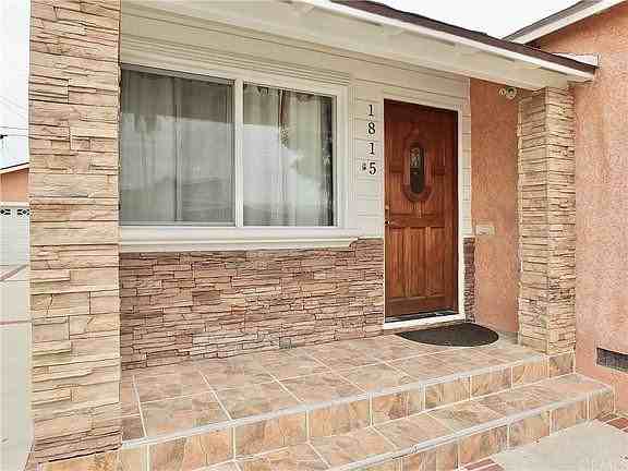 1815 N Stoneacre Ave - Photo 2 of 20