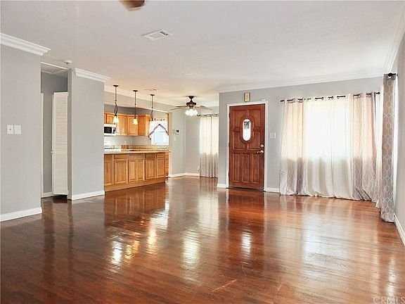 1815 N Stoneacre Ave - Photo 5 of 20