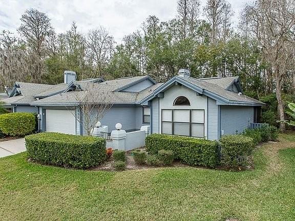 250 Pinewinds Blvd - Photo 2 of 24