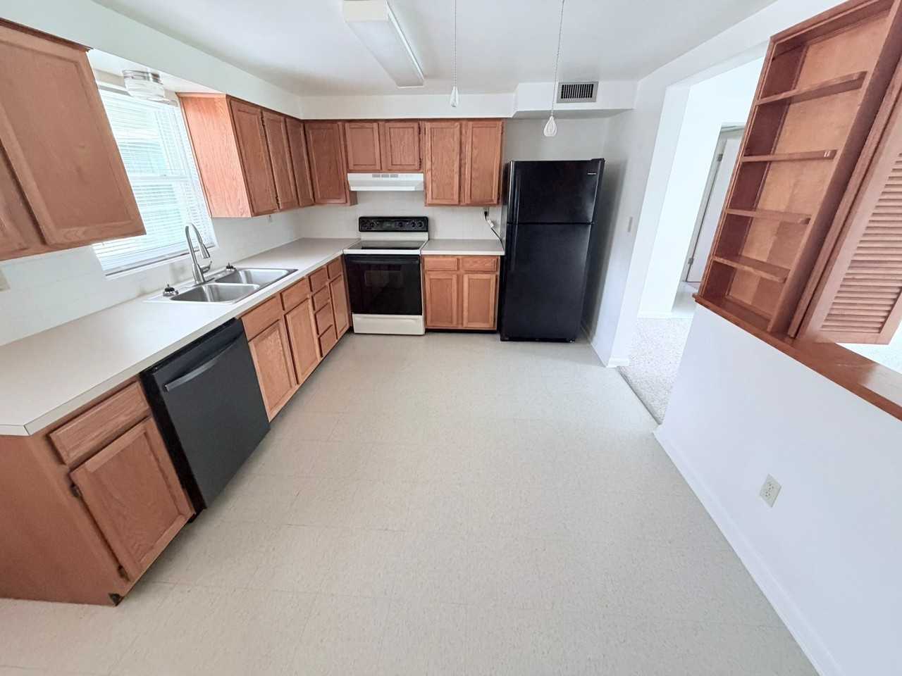 8915 Silver Lake Dr #2 - Photo 6 of 20