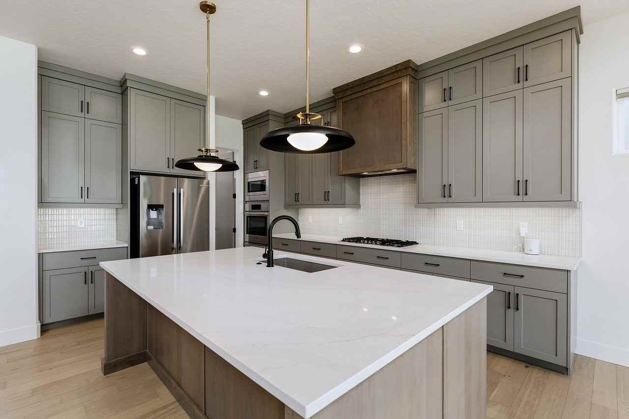 13900 N Ermine Ave - Photo 7 of 20