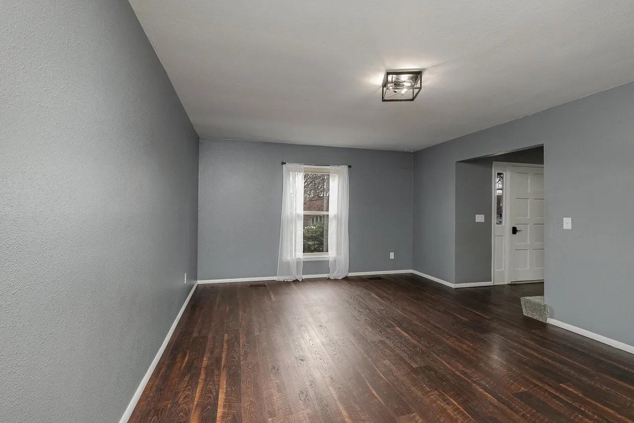 1315 S Oak Run Pl - Photo 3 of 20