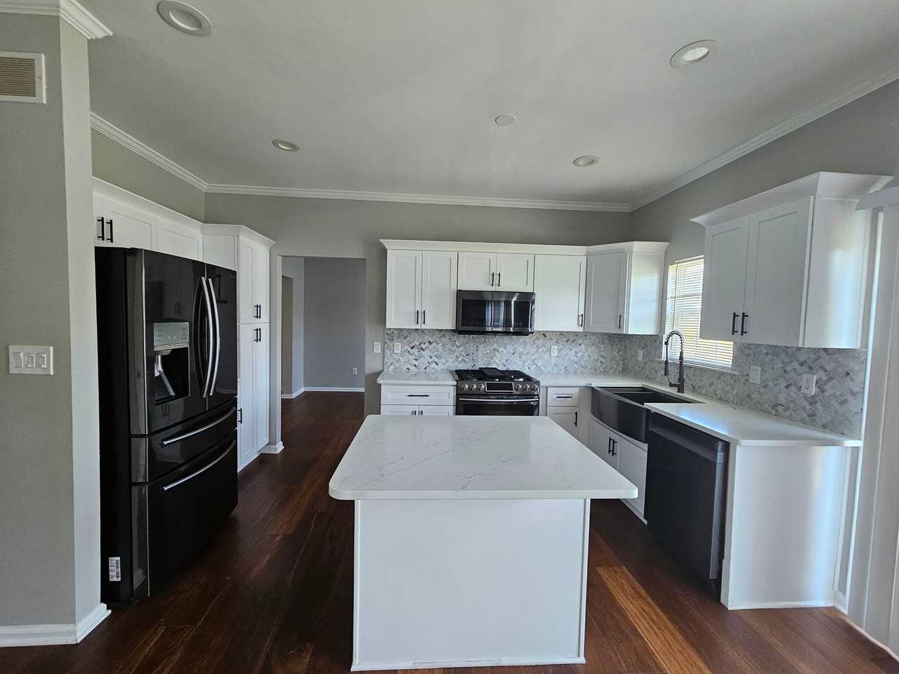 150 Wynnefield Rd - Photo 2 of 20
