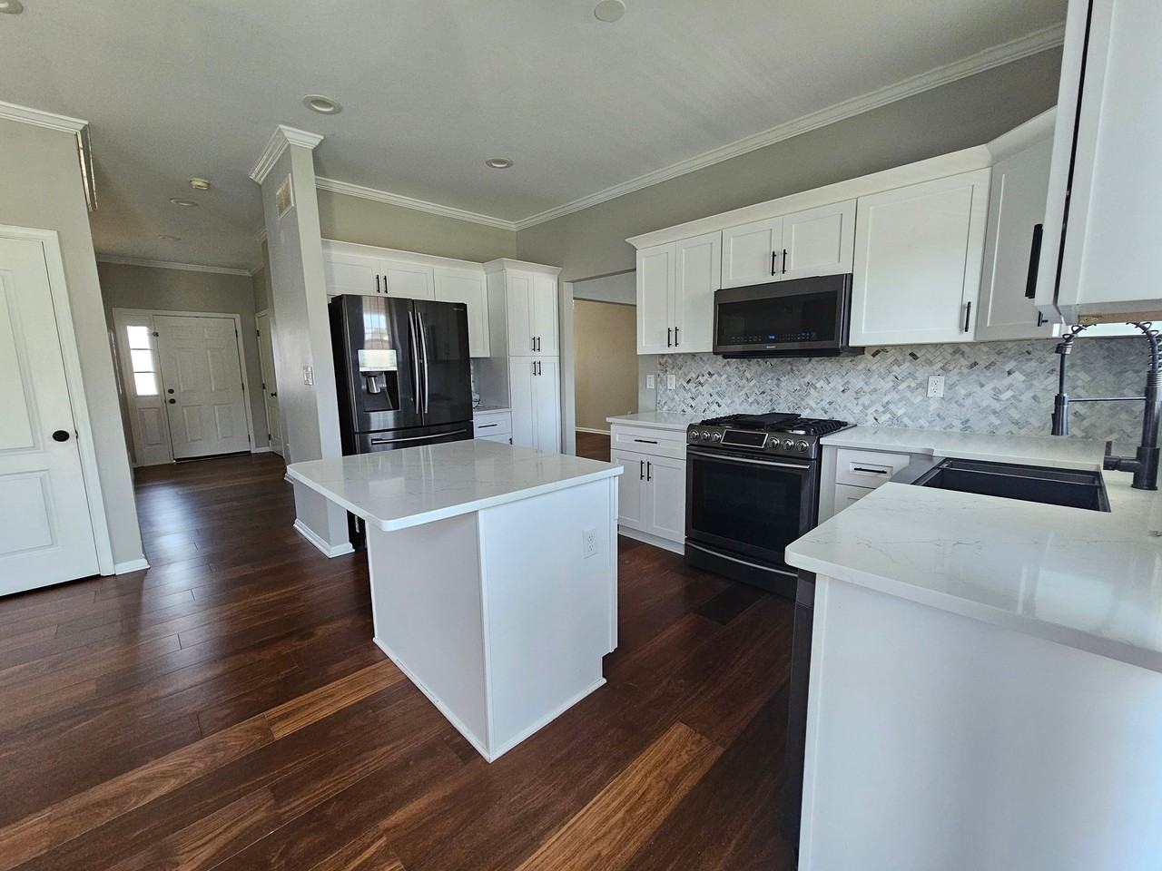 150 Wynnefield Rd - Photo 3 of 20