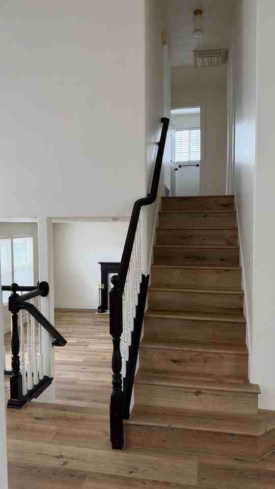 1296 N Colonel Rd - Photo 2 of 20