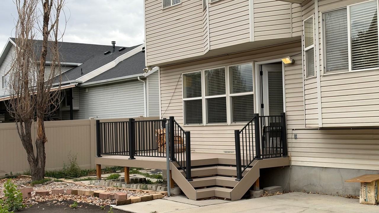 1296 N Colonel Rd - Photo 3 of 20