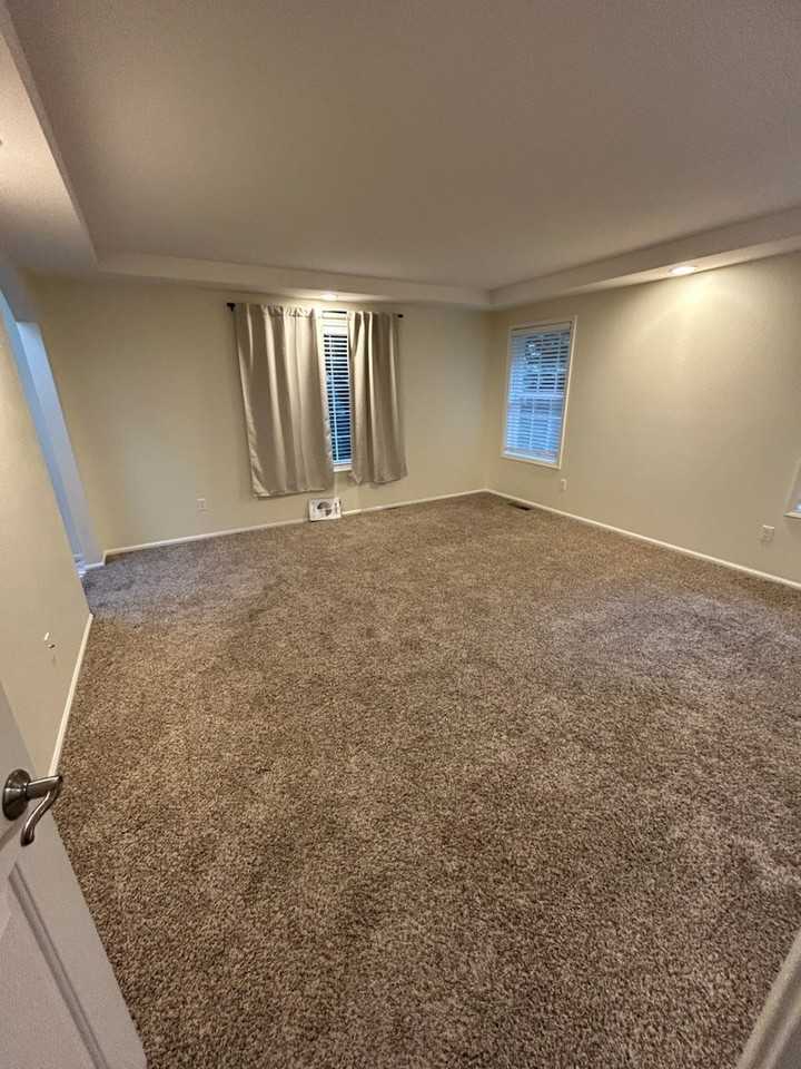 2484 Autumnwood Ct - Photo 4 of 11