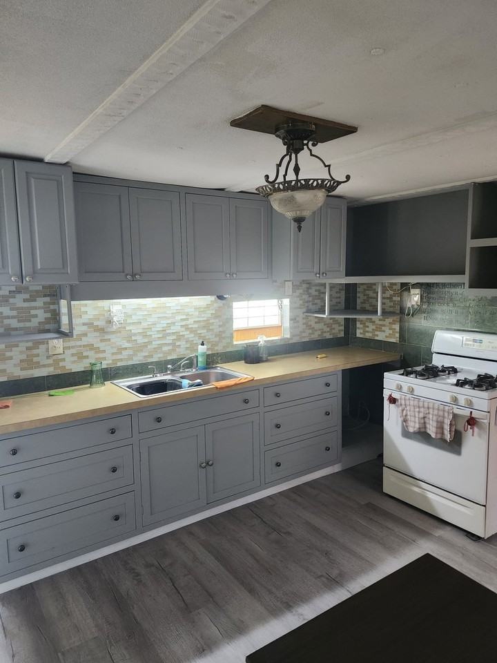 9613 Barnside Pl - Photo 3 of 11