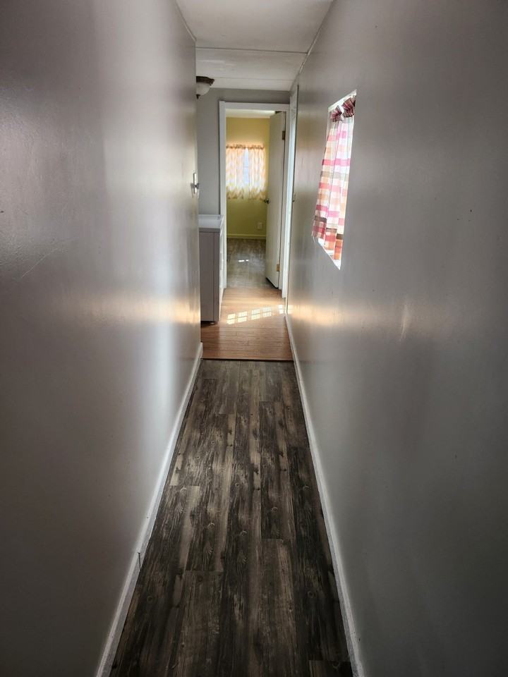 9613 Barnside Pl - Photo 7 of 11