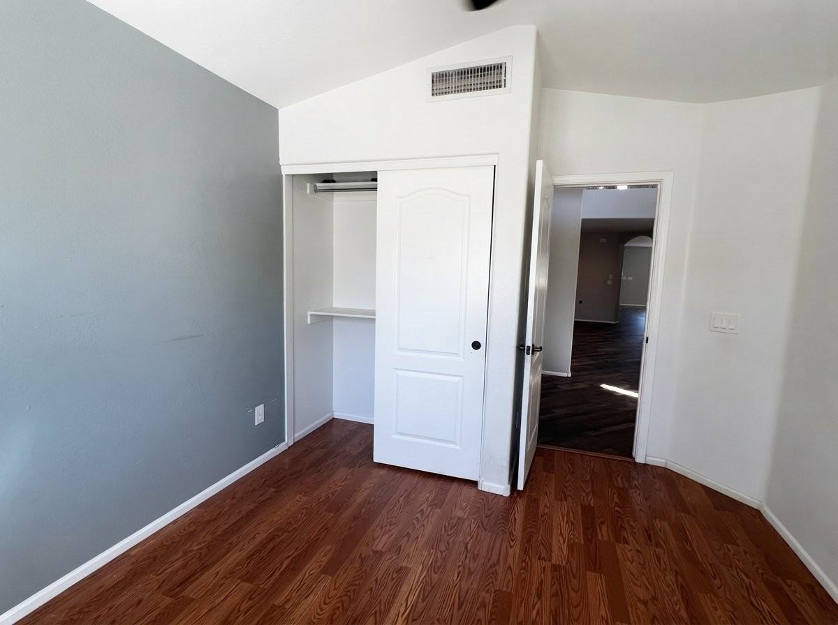 38103 N Bonnie Ln - Photo 3 of 20