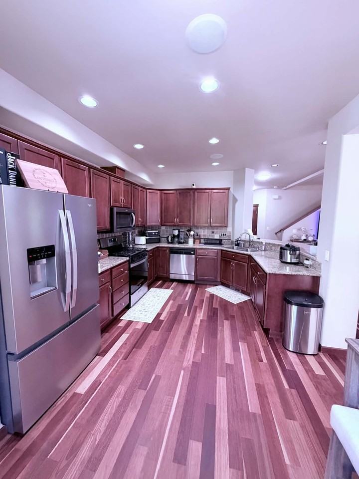 4625 Durham St Se - Photo 5 of 10