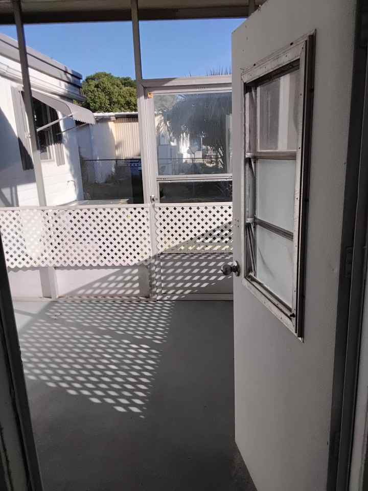 14265 Midfield St - Photo 5 of 20