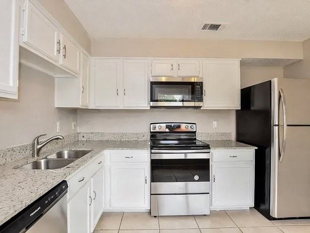 6533 Perry St - Photo 3 of 6