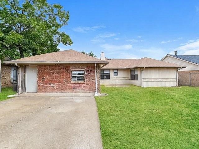 6533 Perry St - Photo 6 of 6