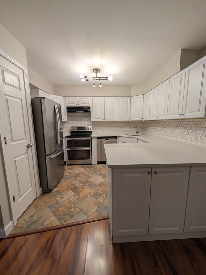 7526 Hazelcrest Dr #E - Photo 2 of 21