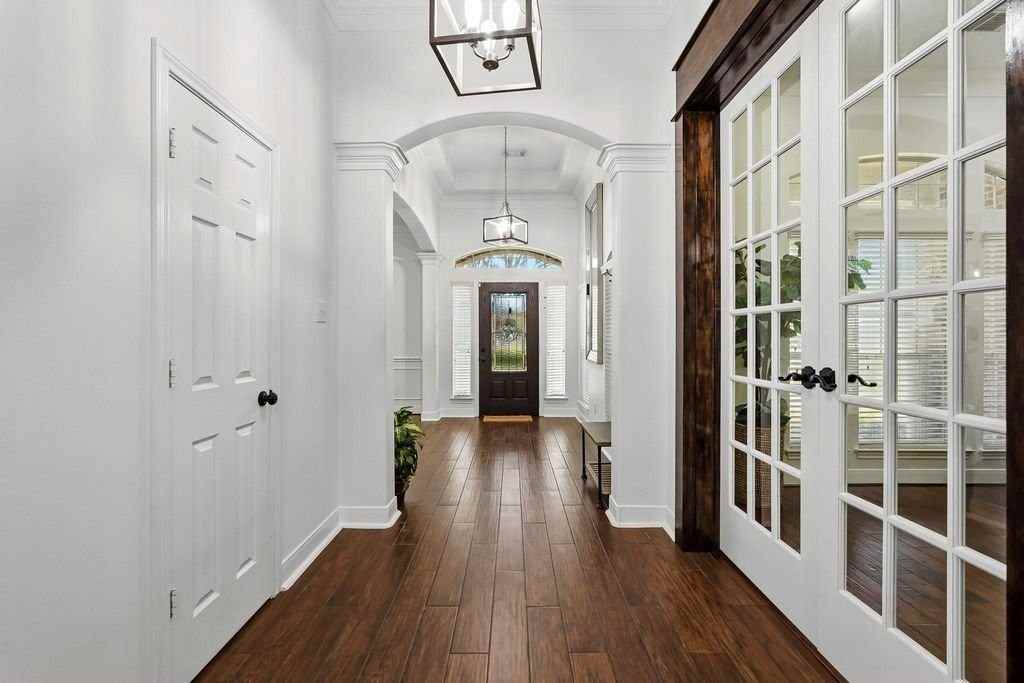 4426 Thaddeus Ct - Photo 7 of 47